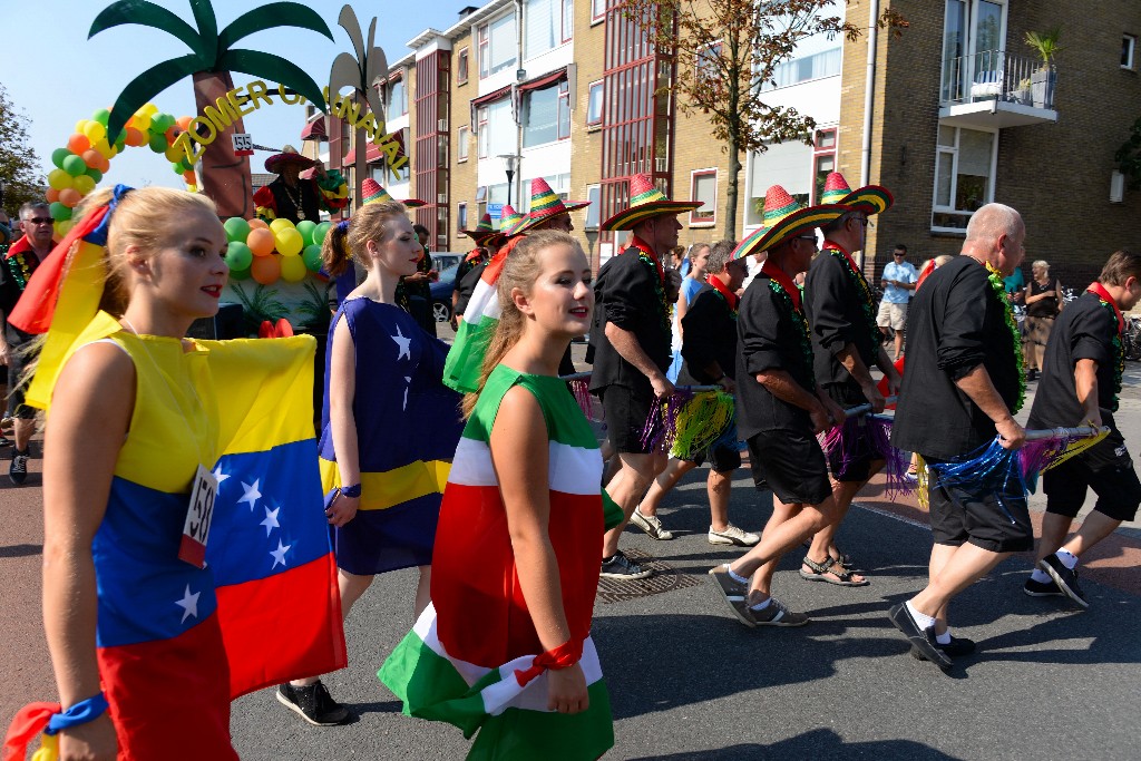 ../Images/Zomercarnaval Noordwijkerhout 079.jpg